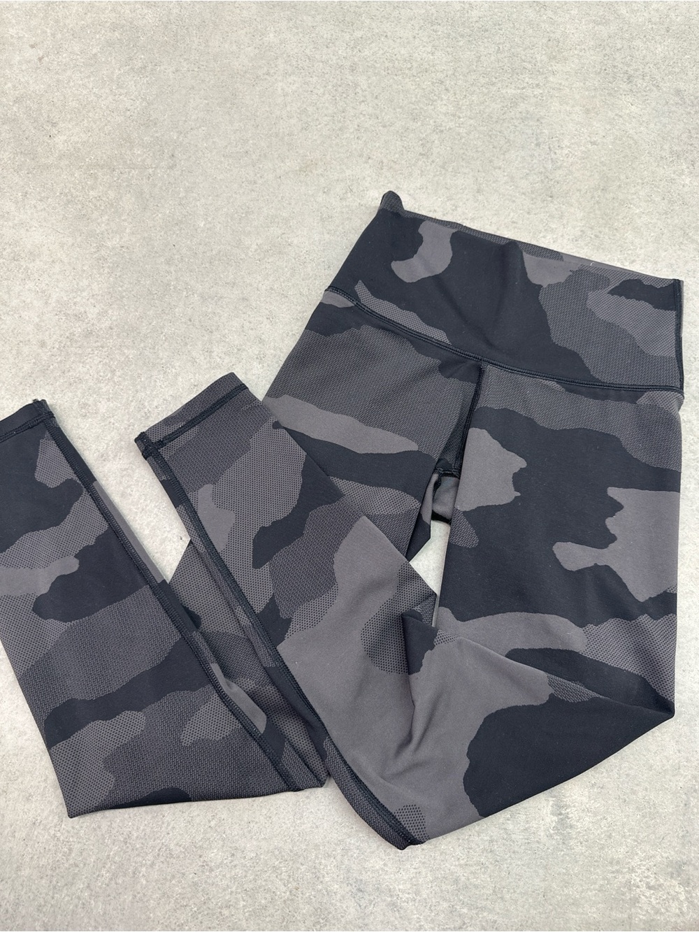 aerie Women's Camo Leggings - Black & Gray